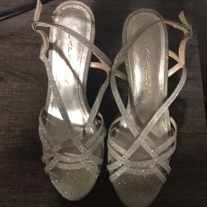 Women’s dressy heels